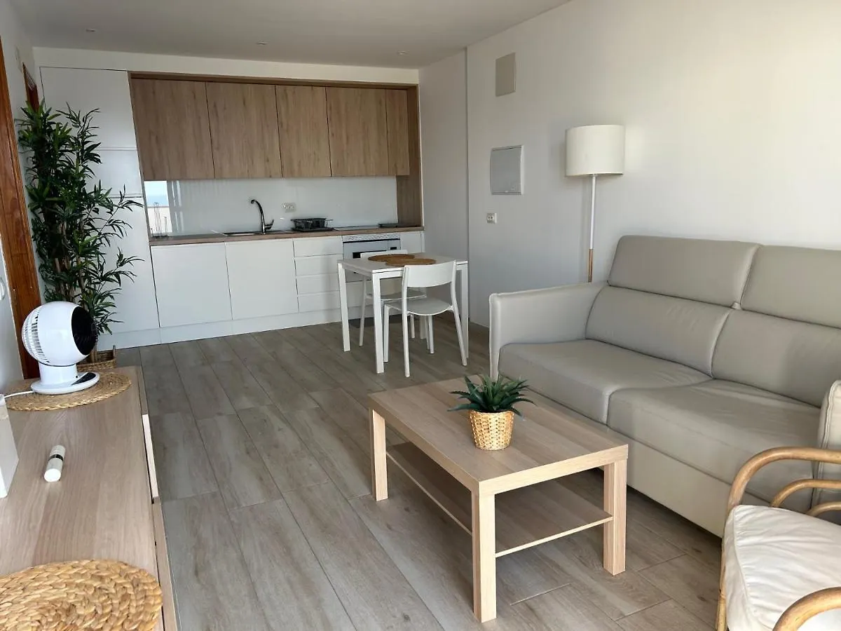 Apartamento En Los Cristianos 0*, Los Cristianos (Tenerife) Spain